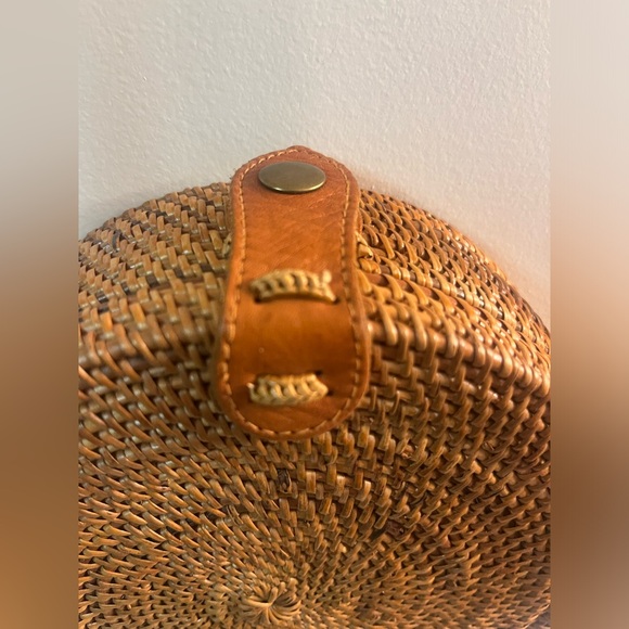 EUC: NORDSTROM Round Straw Bag - Picture 4 of 7